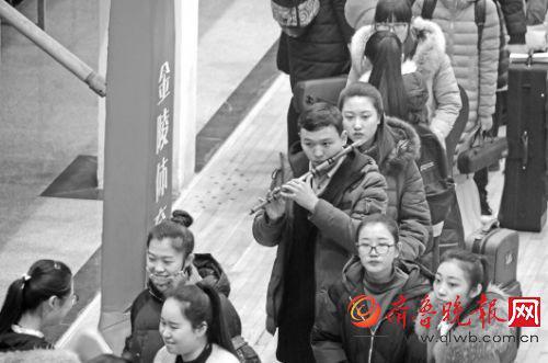 16�����ڟ��_��W(xu��)��������꠵Ⱥ�ԇ������ӛ���w��ꖔz