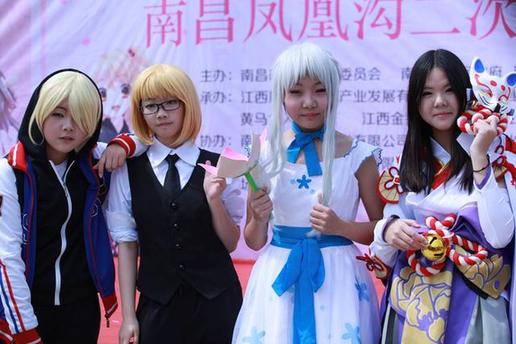 ���f�˴���̤���P�˜� ǧ�����԰��n���^(q��)}��