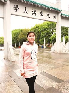 選擇阿聯(lián)酋高校 女生獲180萬天價(jià)獎(jiǎng)學(xué)金