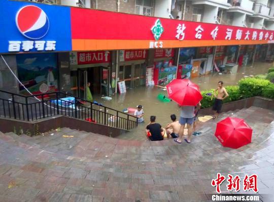 �D����ώ�����W(xu��)У�@��(n��i)��䁱������W(xu��)�����̼ұ����������_(t��i)�A��������С�� �z