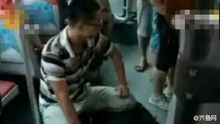 ���ӹ���܇��CŮ�˿� ����߅�����ؾ�һ���Ʒ�