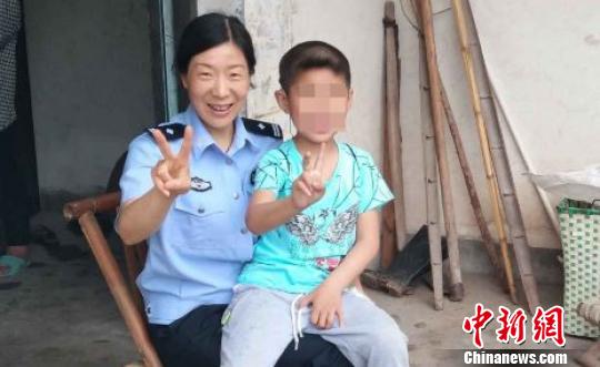 ��ĸ��؜����ץ�񾯮�(d��ng)��9�q�޵ġ��R�r�֋���