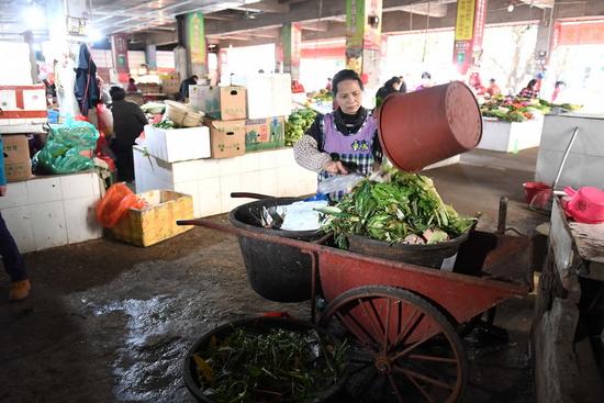 �����T�x�½��ڏV���M�h�������Ј����ռ����������Ͷ�ŵ�����Ͱ�4��12�Քz)�����A��ӛ�� ���A �z